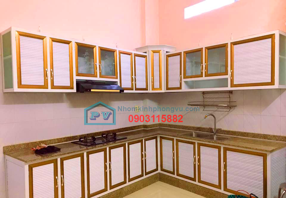 Kinh nghiệm chọn mẫu tủ bếp nhôm kính đẹp, sang trọng, hợp phong thủy năm [2020]